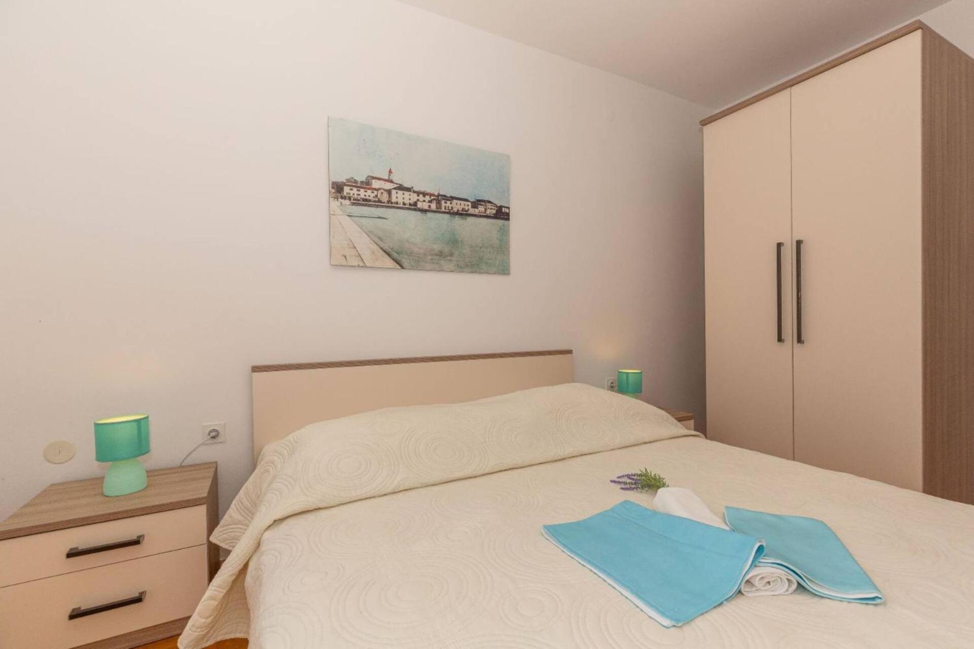 Three Bedroom Apartment In Biograd Biograd Na Moru Exterior photo