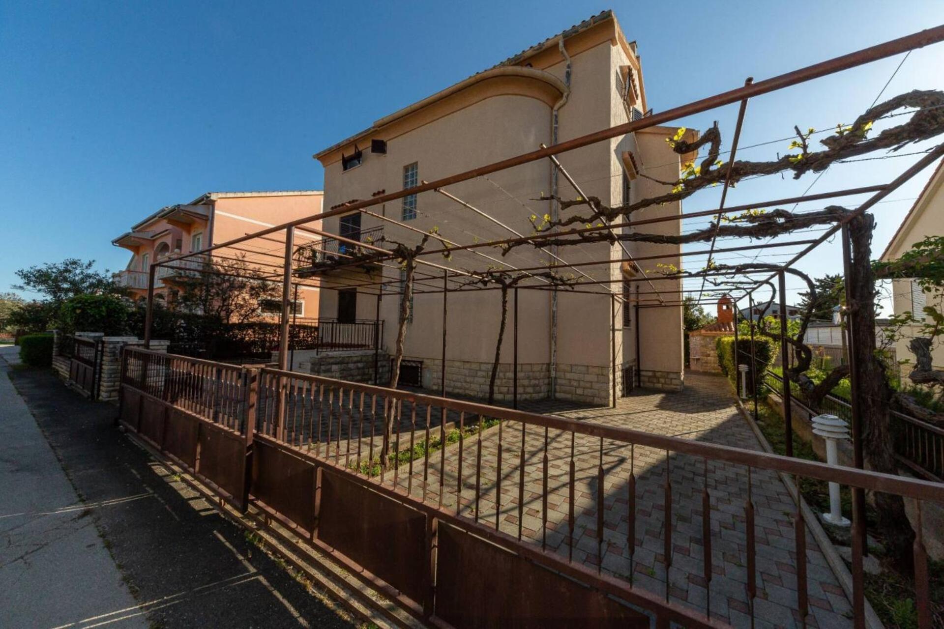 Three Bedroom Apartment In Biograd Biograd Na Moru Exterior photo