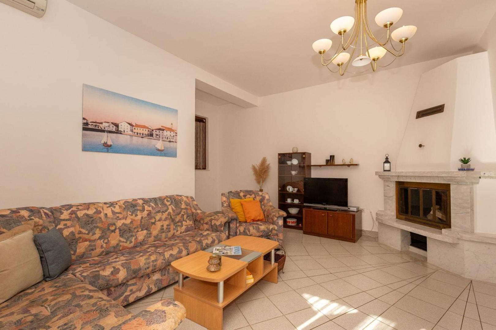 Three Bedroom Apartment In Biograd Biograd Na Moru Exterior photo