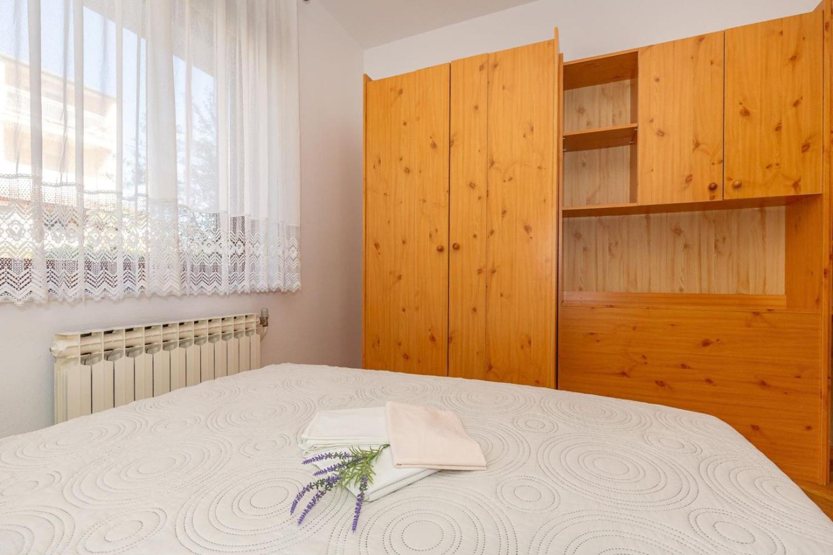 Three Bedroom Apartment In Biograd Biograd Na Moru Exterior photo